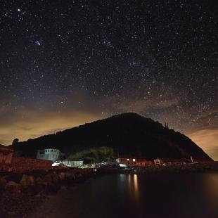 ATHOS BY NIGHT